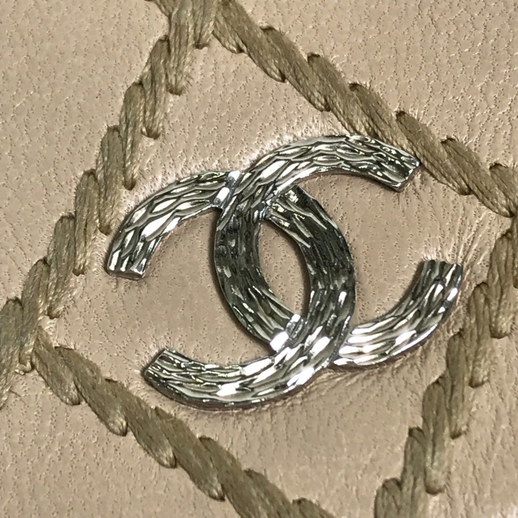 Chanel CHANEL CC Coco Mark Matelasse Design Chain Wallet Shoulder Bag Long Women's Lambskin Beige Size ONE SIZE - 6 Thumbnail