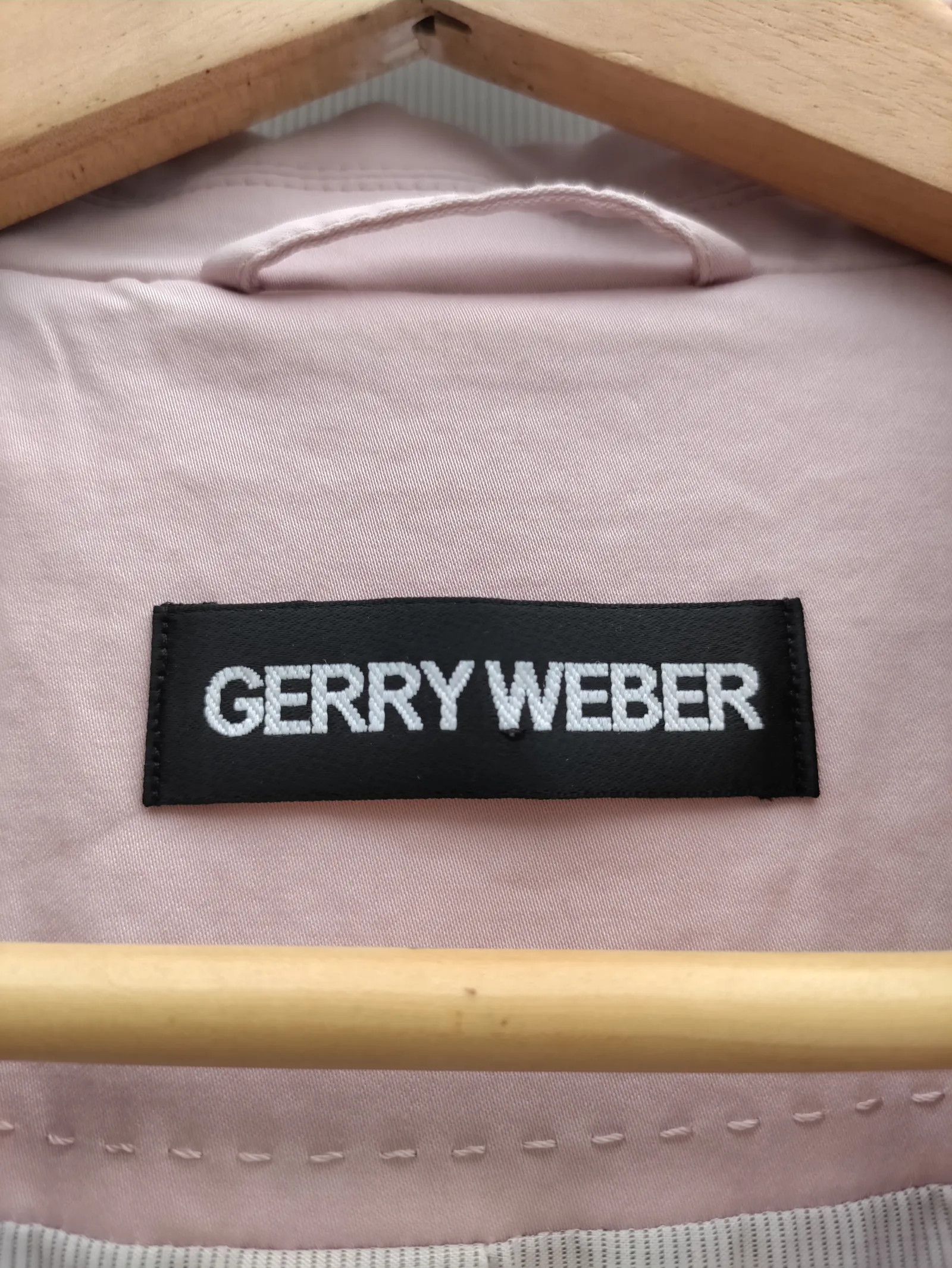 Gerry Weber Gerry Weber Blazer Size M / US 6-8 / IT 42-44 - 2 Thumbnail