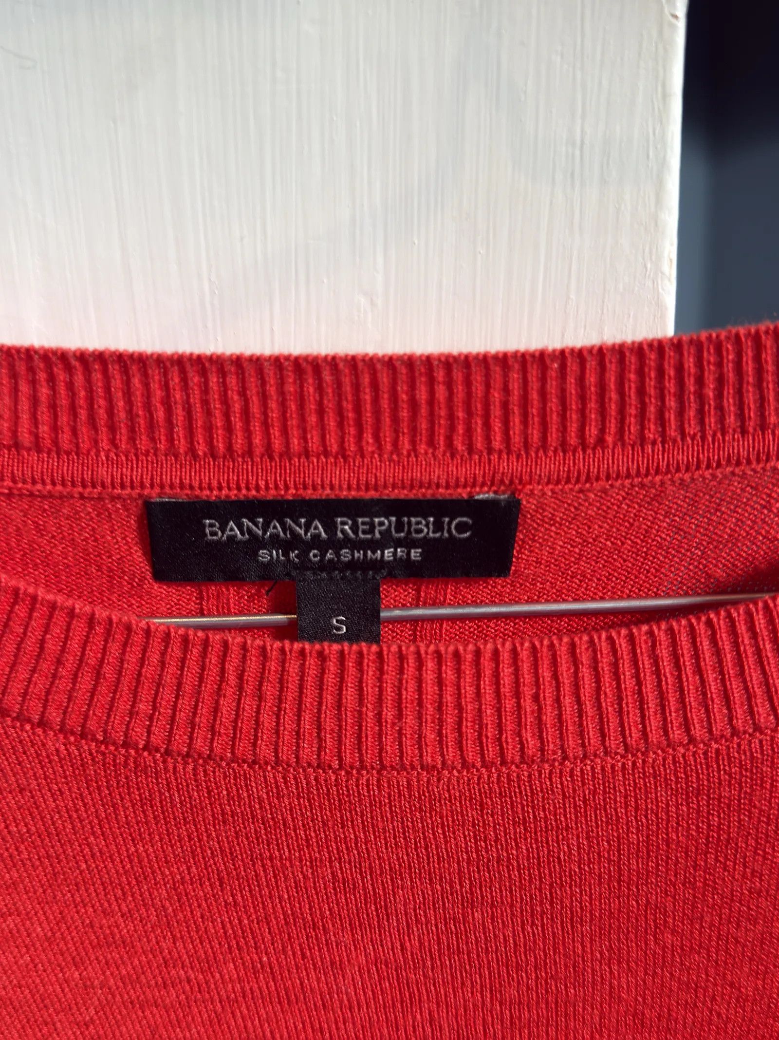 Banana Republic Banana Republic Sweater Size S / US 4 / IT 40 - 2 Thumbnail