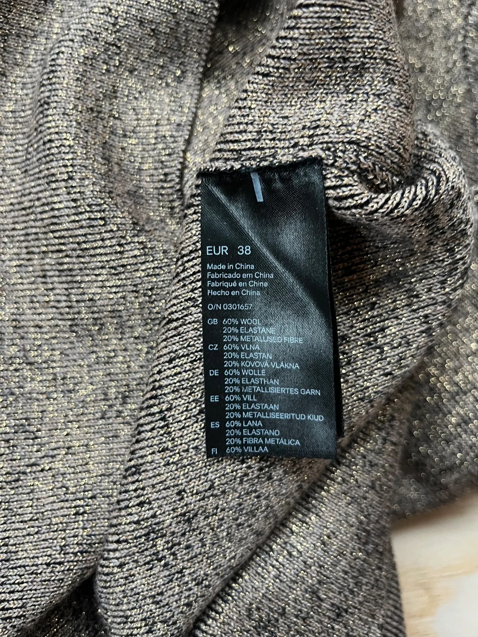 H&M H&M STUDIO Sweater Size S / US 4 / IT 40 - 3 Thumbnail