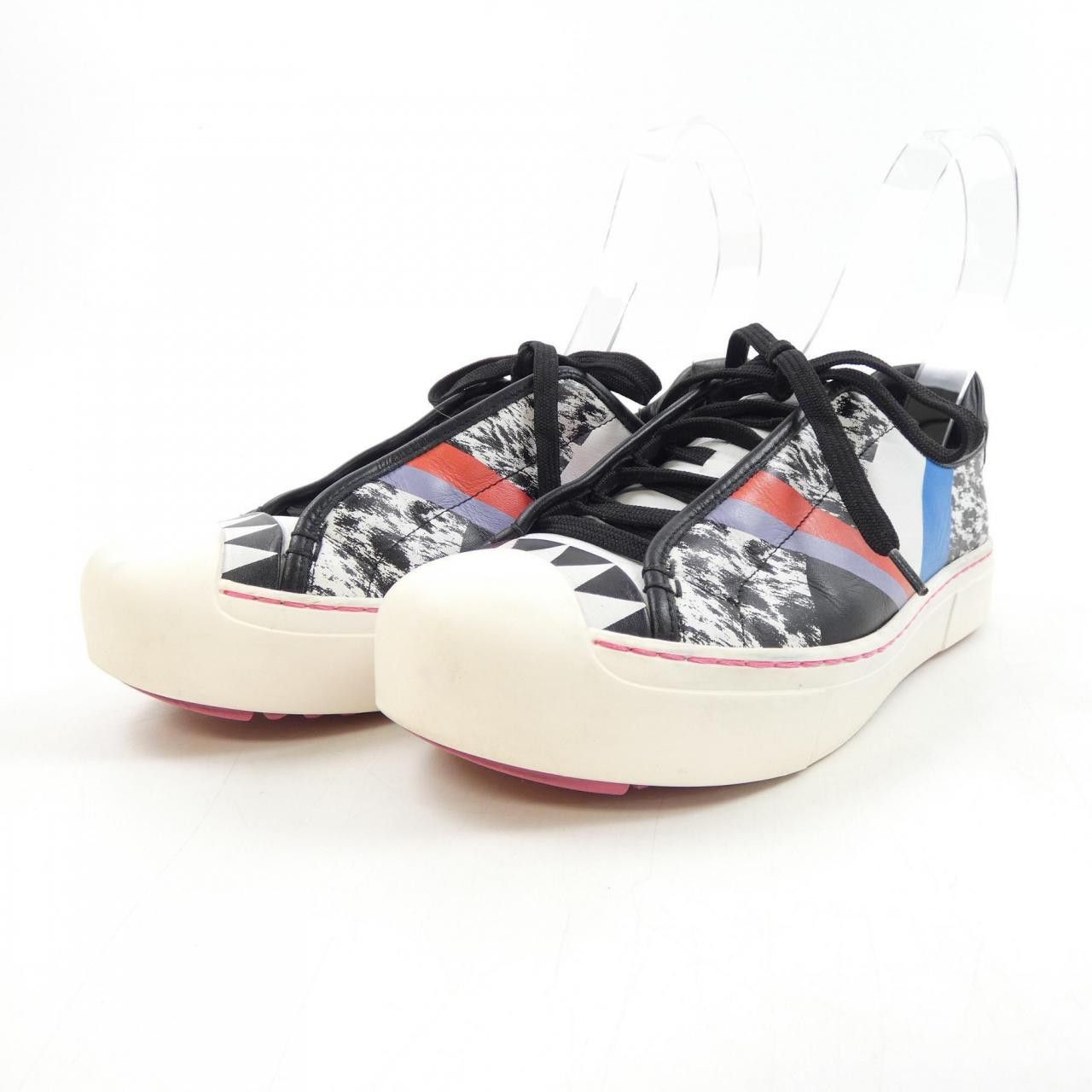 Fendi Fendi Fendi Sneakers Leather Shoes DUTY FREE for USA Size ONE SIZE - 7 Thumbnail
