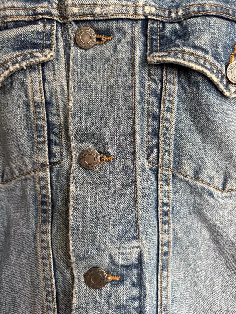 Fear of God Fear of God 4th Batch Denim Jacket XL - dmc Size US XL / EU 56 / 4 - 6 Thumbnail