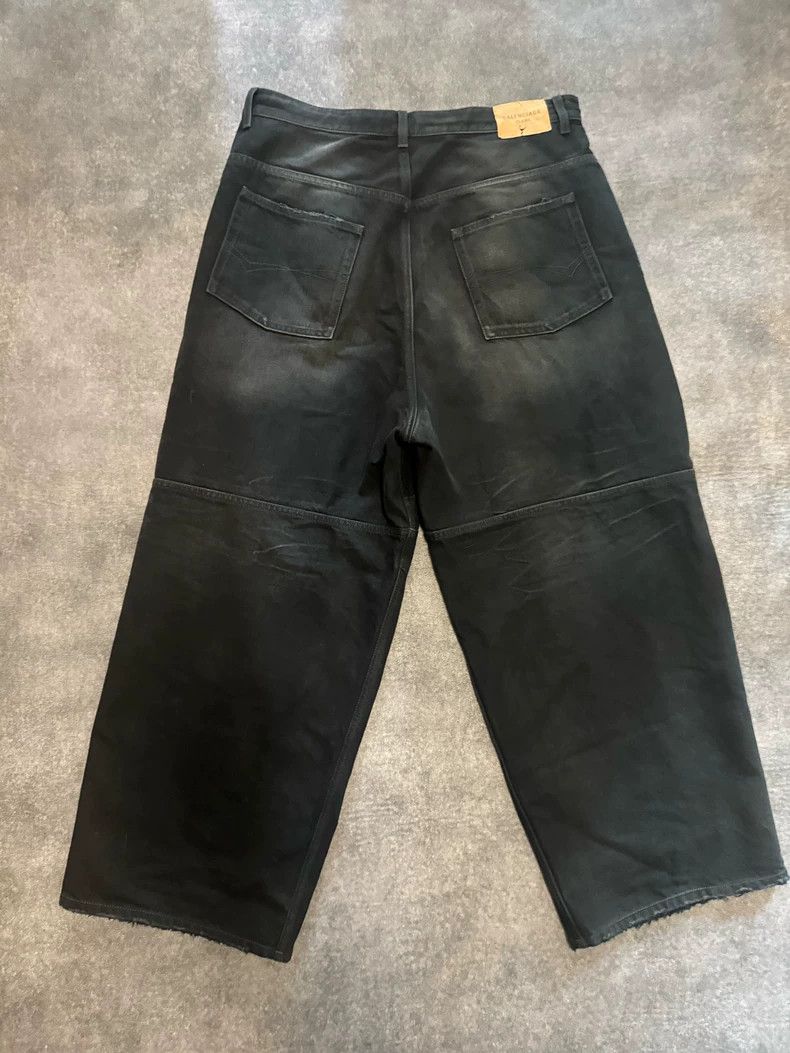 Balenciaga Balenciaga Black Waxed Wide-Leg Jeans - dmc Size US 26 / EU 42 - 2 Thumbnail