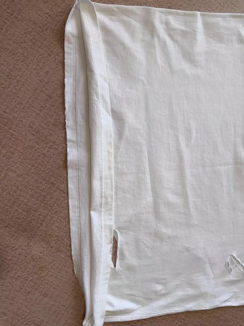 Balenciaga Balenciaga Distressed Logo Short Sleeve Tee - dmc Size US L / EU 52-54 / 3 - 8 Thumbnail