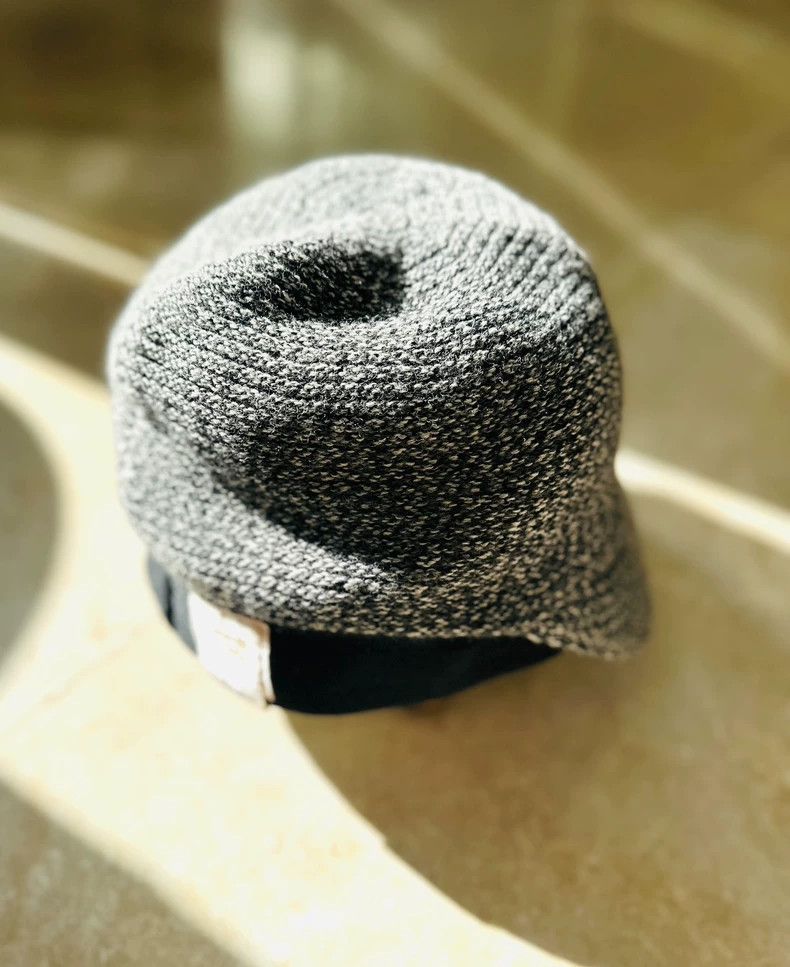 Vivienne Westwood Vivienne Westwood Saturn Knit Cap - dmc Size ONE SIZE - 9 Thumbnail