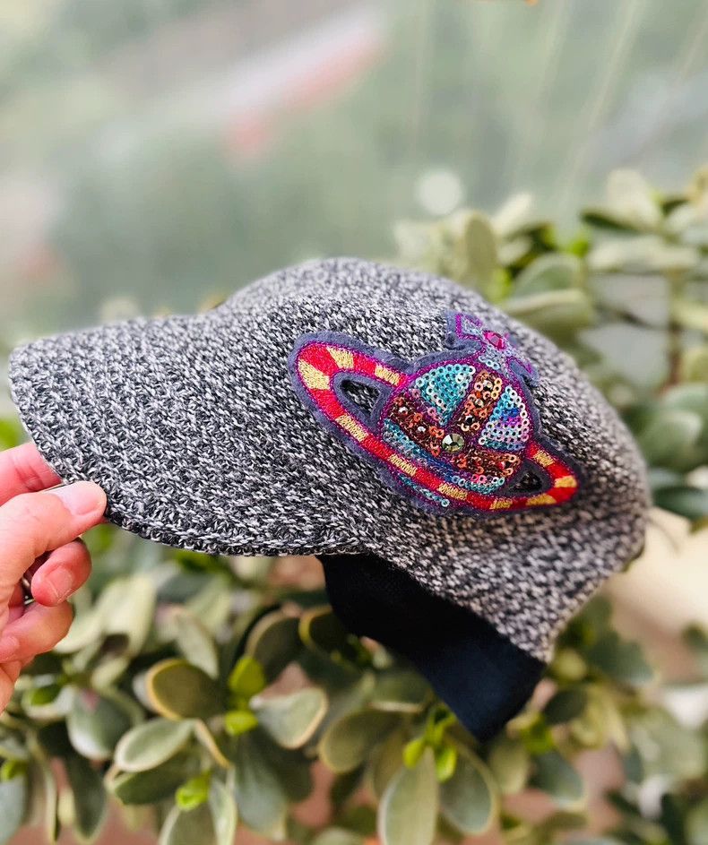 Vivienne Westwood Vivienne Westwood Saturn Knit Cap - dmc Size ONE SIZE - 3 Thumbnail