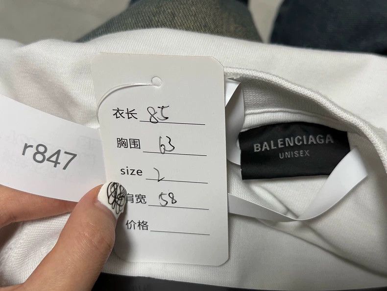 Balenciaga Balenciaga Logo Print Crewneck T-shirt - dmc Size US M / EU 48-50 / 2 - 5 Thumbnail