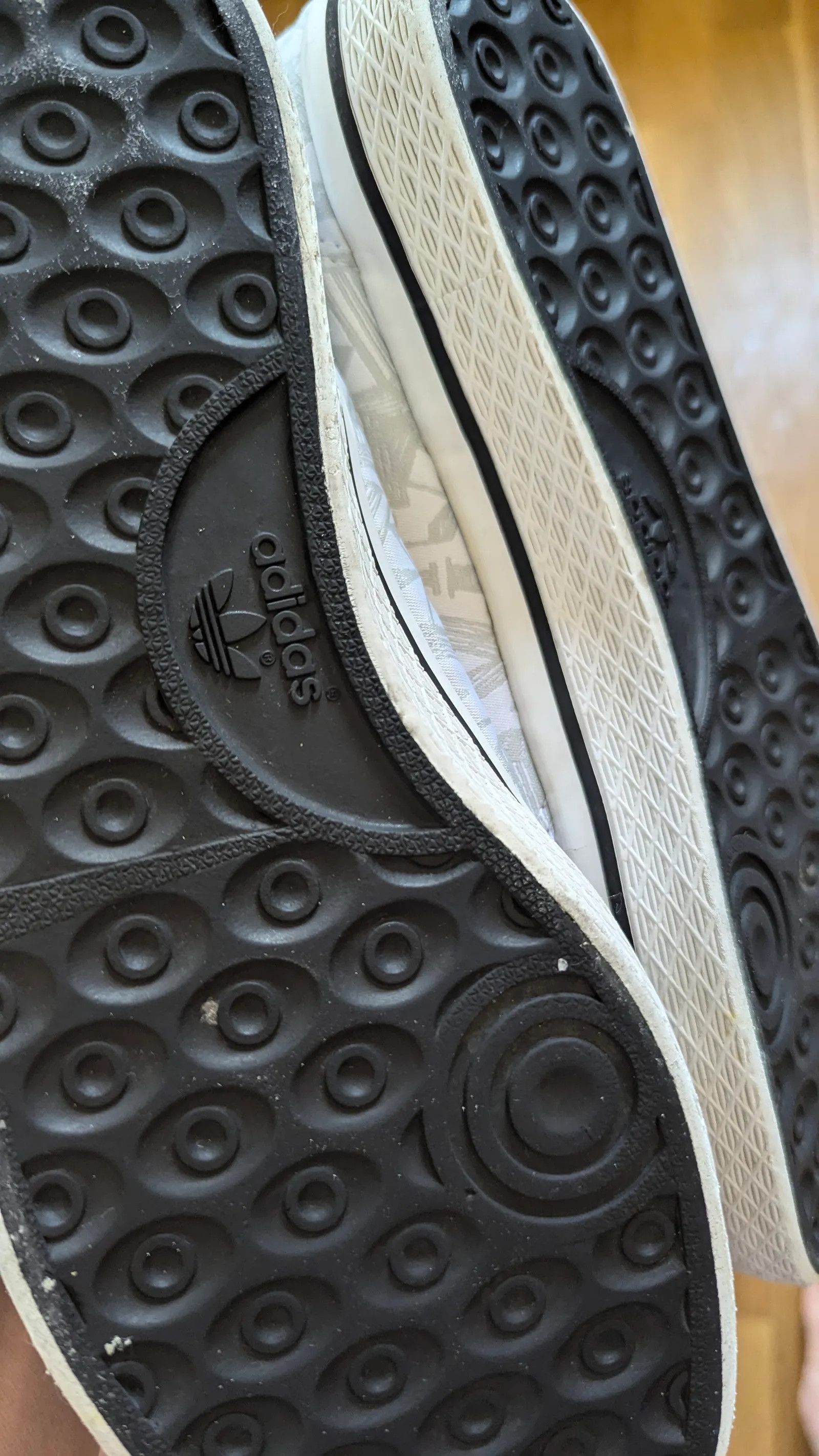 Adidas Adidas Sneakers Size US 9 / IT 39 - 2 Thumbnail