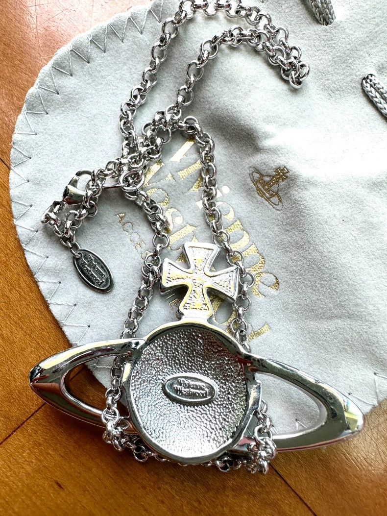 Vivienne Westwood Vivienne Westwood Saturn Necklace - dmc Size ONE SIZE - 8 Thumbnail