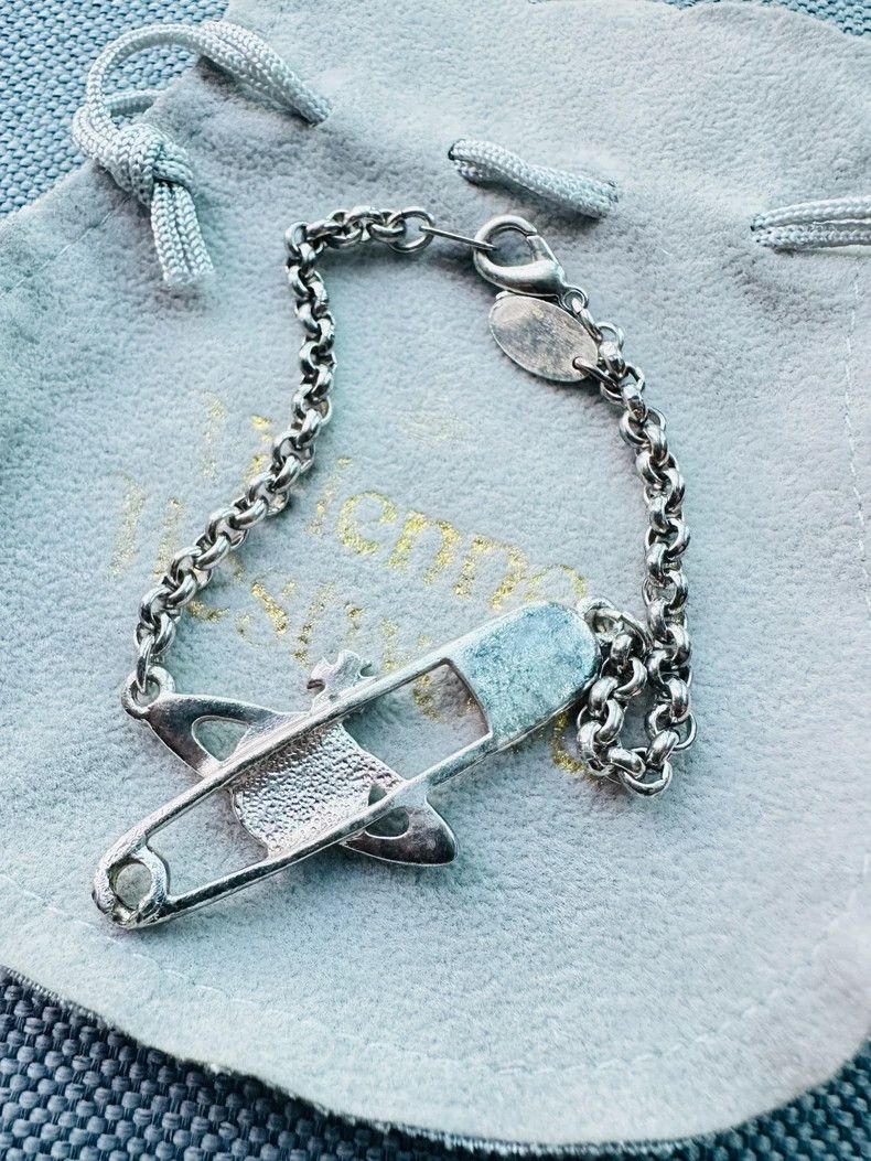 Vivienne Westwood Vivienne Westwood Saturn Brooch Bracelet - dmc Size ONE SIZE - 7 Thumbnail