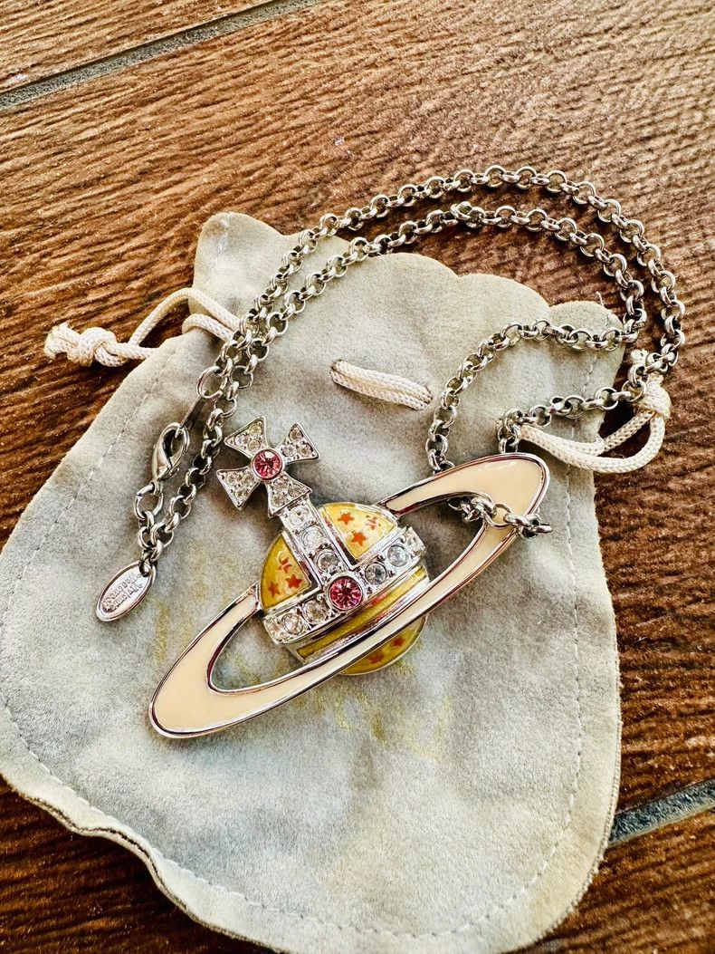 Vivienne Westwood Vivienne Westwood Gold Saturn Necklace - dmc Size ONE SIZE - 2 Thumbnail