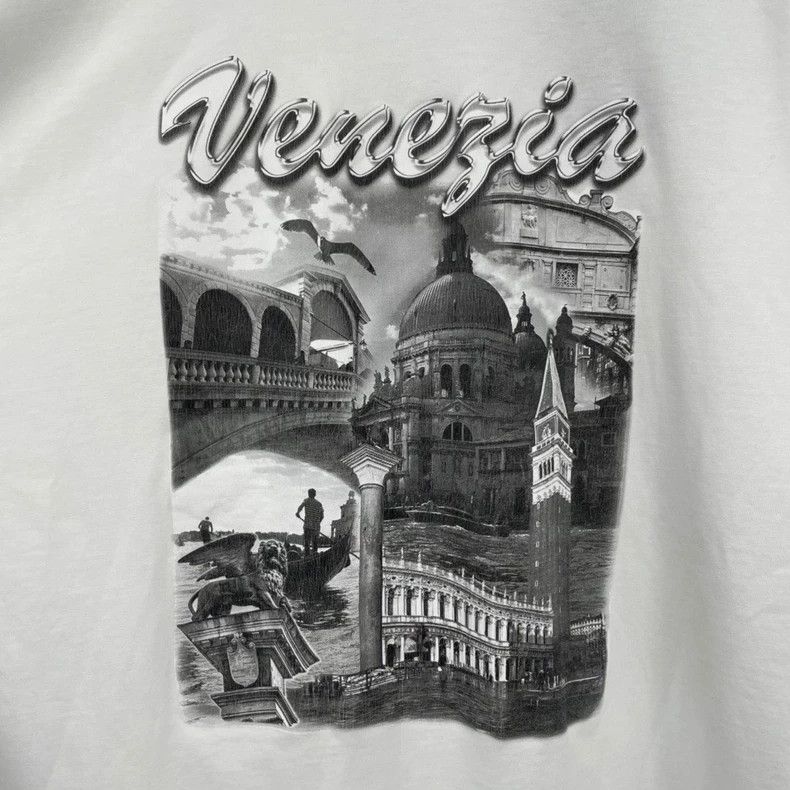 Balenciaga Balenciaga White Castle Short Sleeve Tee - dmc Size US L / EU 52-54 / 3 - 6 Thumbnail