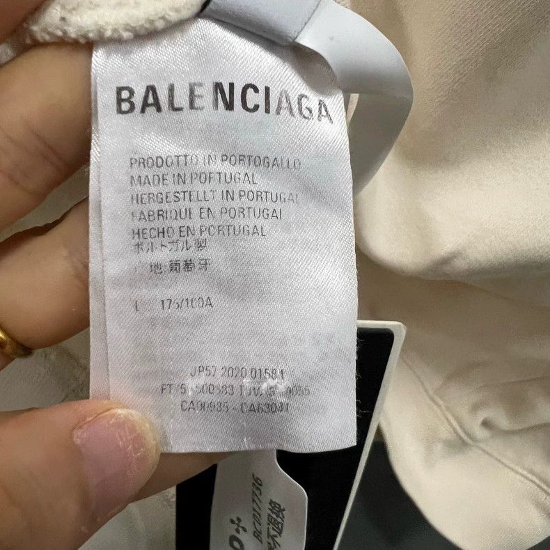 Balenciaga Balenciaga Beige Embroidered Logo Hoodie - dmc Size US L / EU 52-54 / 3 - 4 Thumbnail