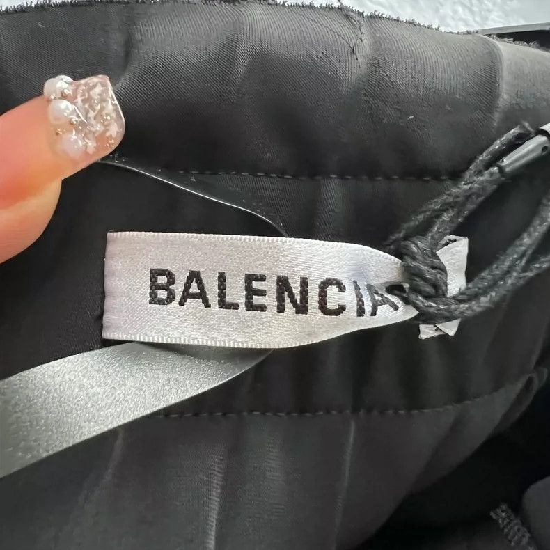Balenciaga Balenciaga Black Asymmetric Pleated Skirt - dmc Size US 34 / EU 50 - 3 Thumbnail