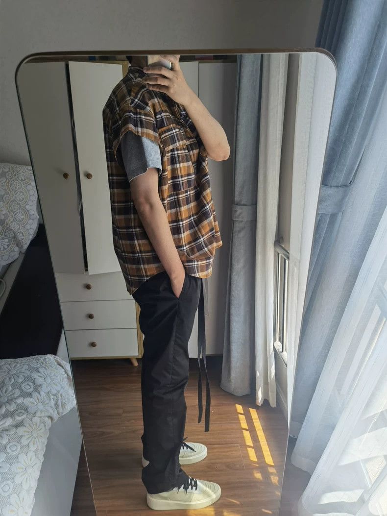 Fear of God Fear of God 6th Henley Sleeveless Shirt - dmc Size US L / EU 52-54 / 3 - 8 Thumbnail