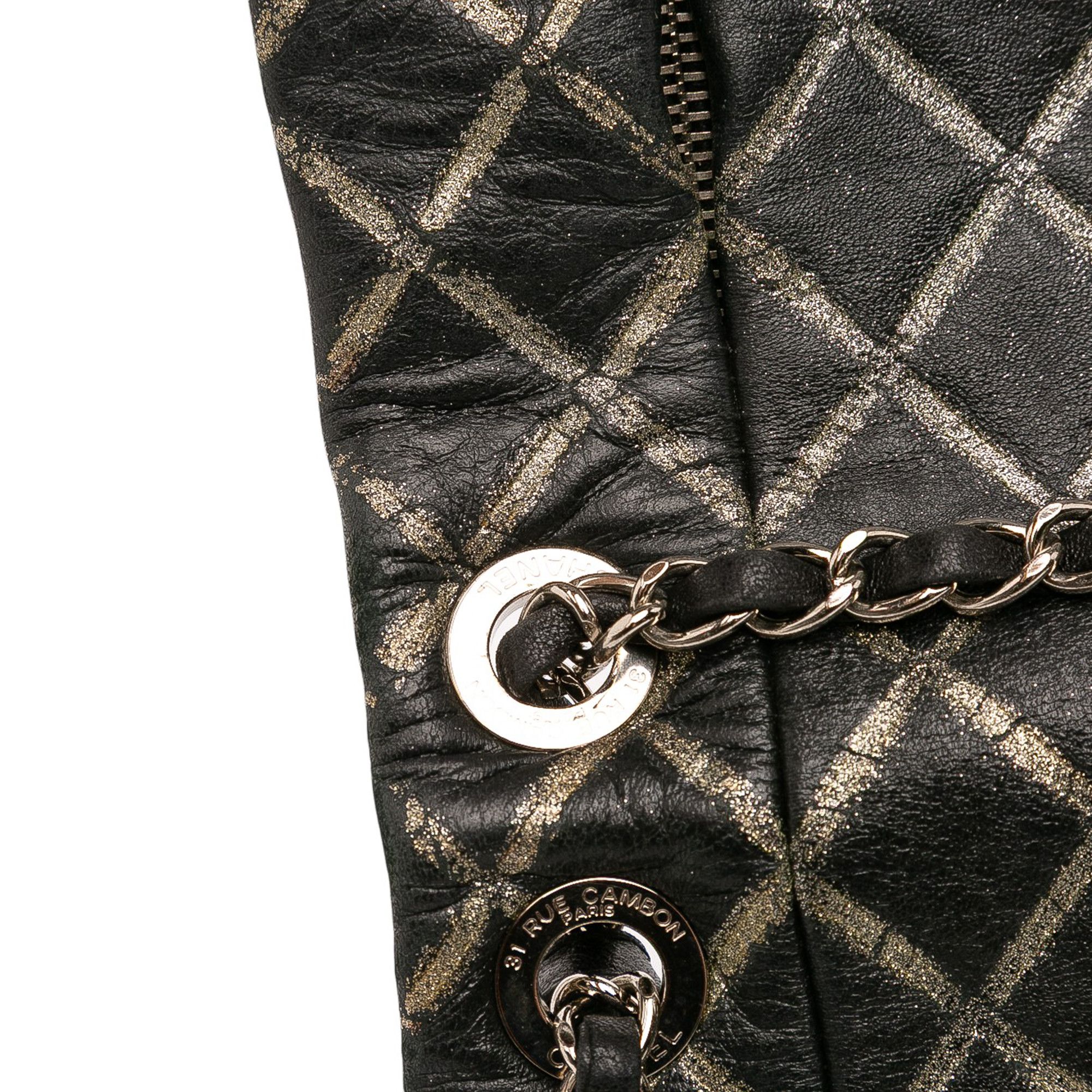 Chanel Chanel Quilted Metallic Distressed Lambskin CC Crystal Flap Size ONE SIZE - 10 Thumbnail