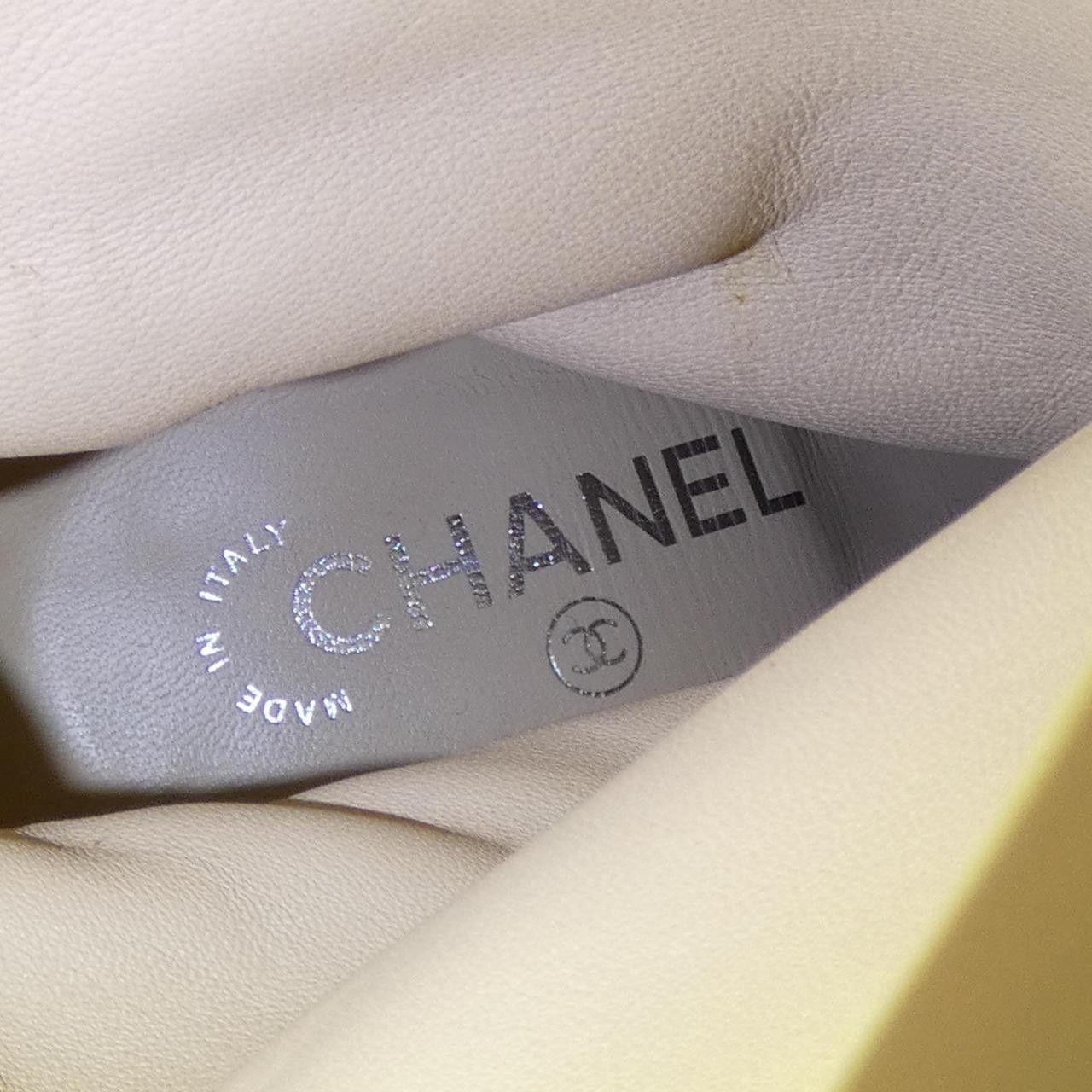 Chanel Chanel Chanel Suede Calfskin Satin Boots Suede Shoes G33119Y51214 DUTY FREE for USA Size ONE SIZE - 6 Thumbnail