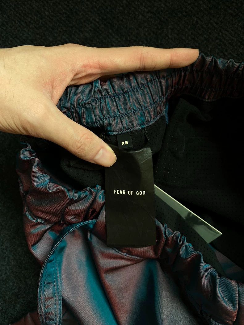 Fear of God Fear of God 6th Nylon Iridescent Pants XS - dmc Size US 26 / EU 42 - 3 Thumbnail