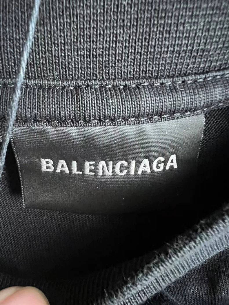 Balenciaga Balenciaga Coca-Cola Embroidered Short Sleeve - dmc Size US S / EU 44-46 / 1 - 3 Thumbnail
