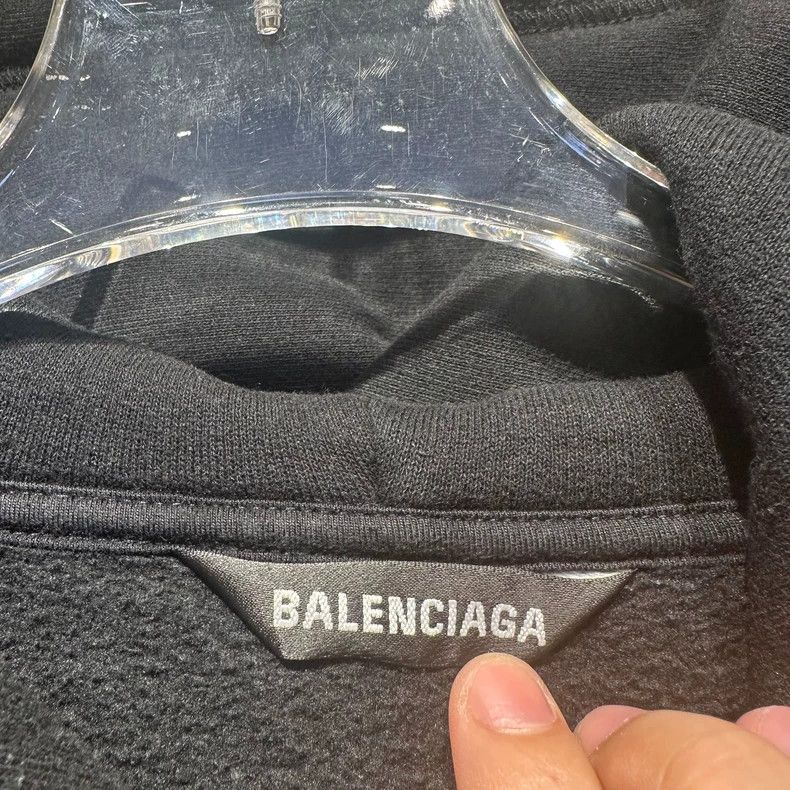 Balenciaga Balenciaga Seven Language Print Hoodie - dmc Size US M / EU 48-50 / 2 - 3 Thumbnail