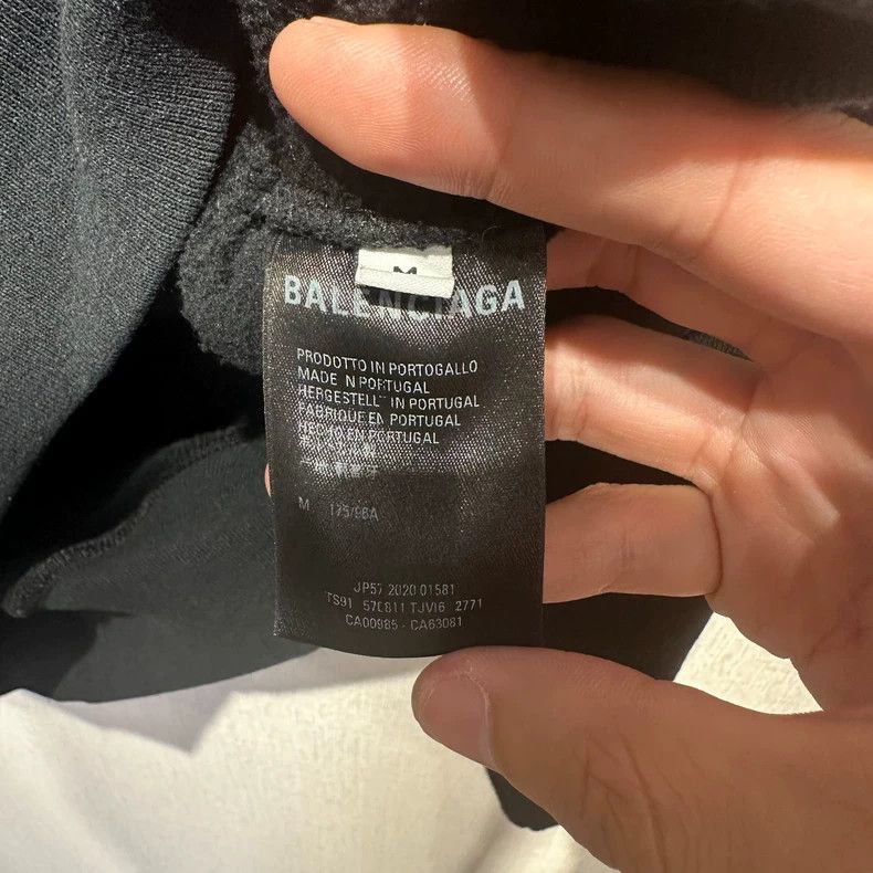 Balenciaga Balenciaga Seven Language Print Hoodie - dmc Size US M / EU 48-50 / 2 - 4 Thumbnail