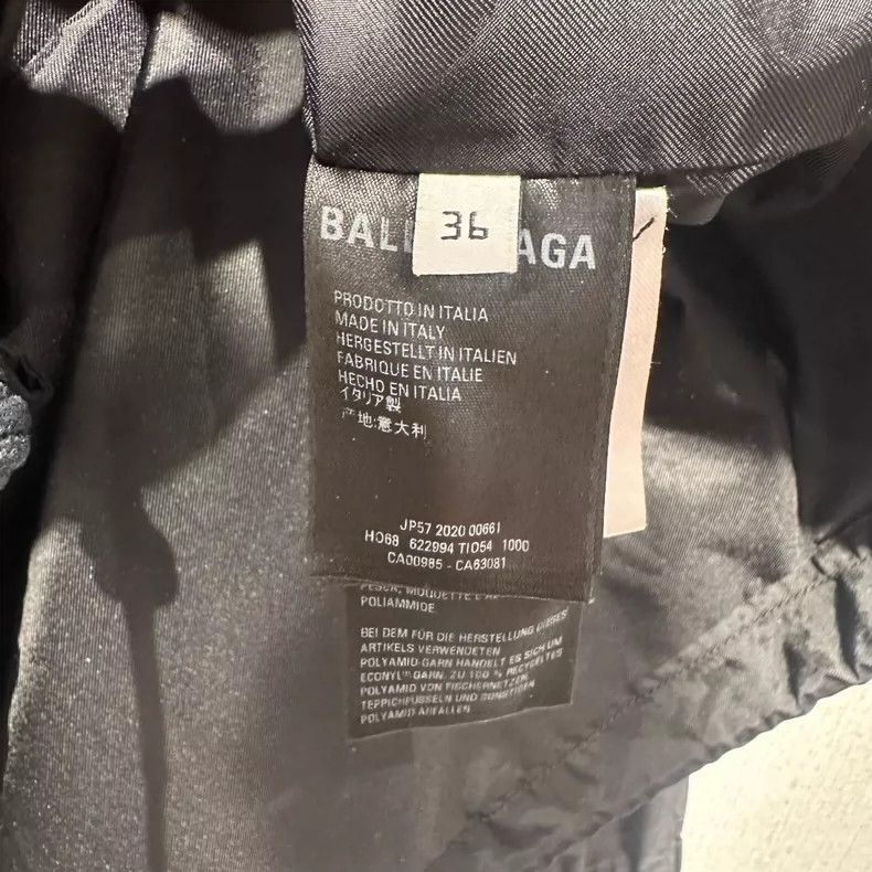 Balenciaga Balenciaga Black Hooded Windbreaker Jacket - dmc Size US S / EU 44-46 / 1 - 4 Thumbnail