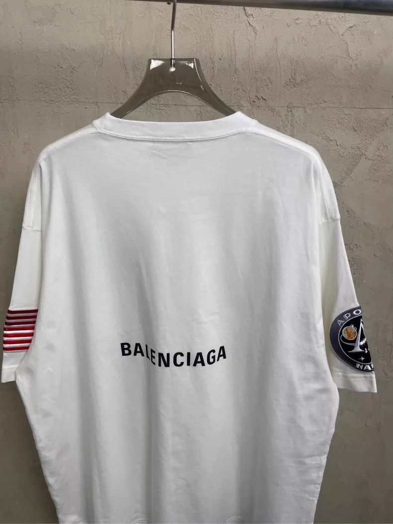 Balenciaga Balenciaga NASA collaboration embroidered small Logo short-sleeve T-shirt - dmc Size US XS / EU 42 / 0 - 5 Thumbnail