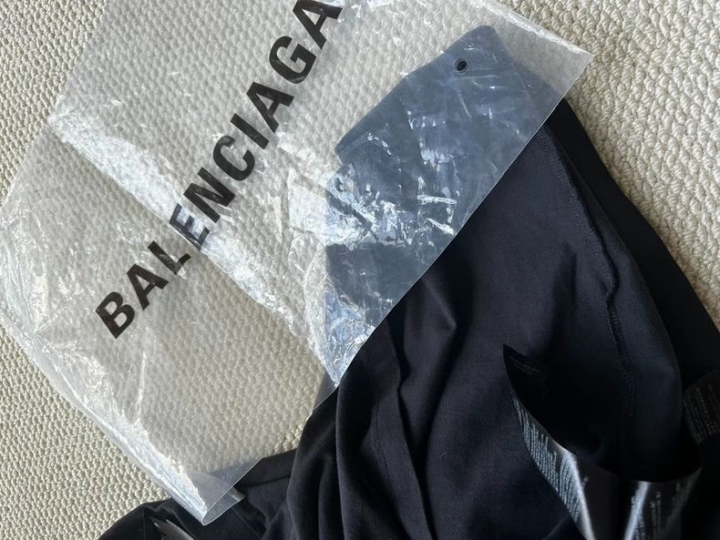Balenciaga Balenciaga x Under SS25 Oversize Tee - dmc Size US S / EU 44-46 / 1 - 8 Thumbnail