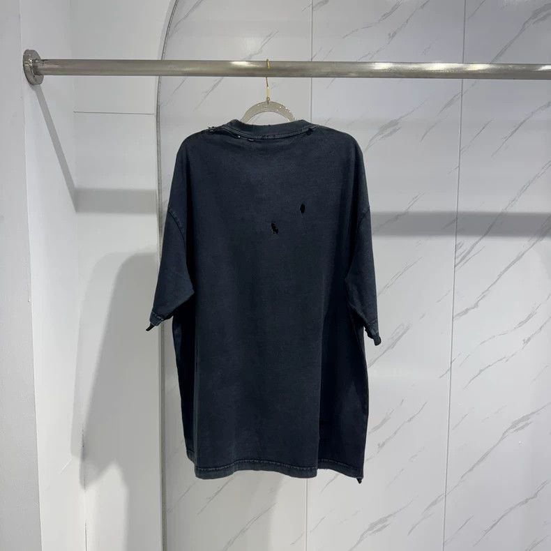 Balenciaga Balenciaga Distressed BB Logo Tee - dmc Size US XXS / EU 40 - 2 Thumbnail