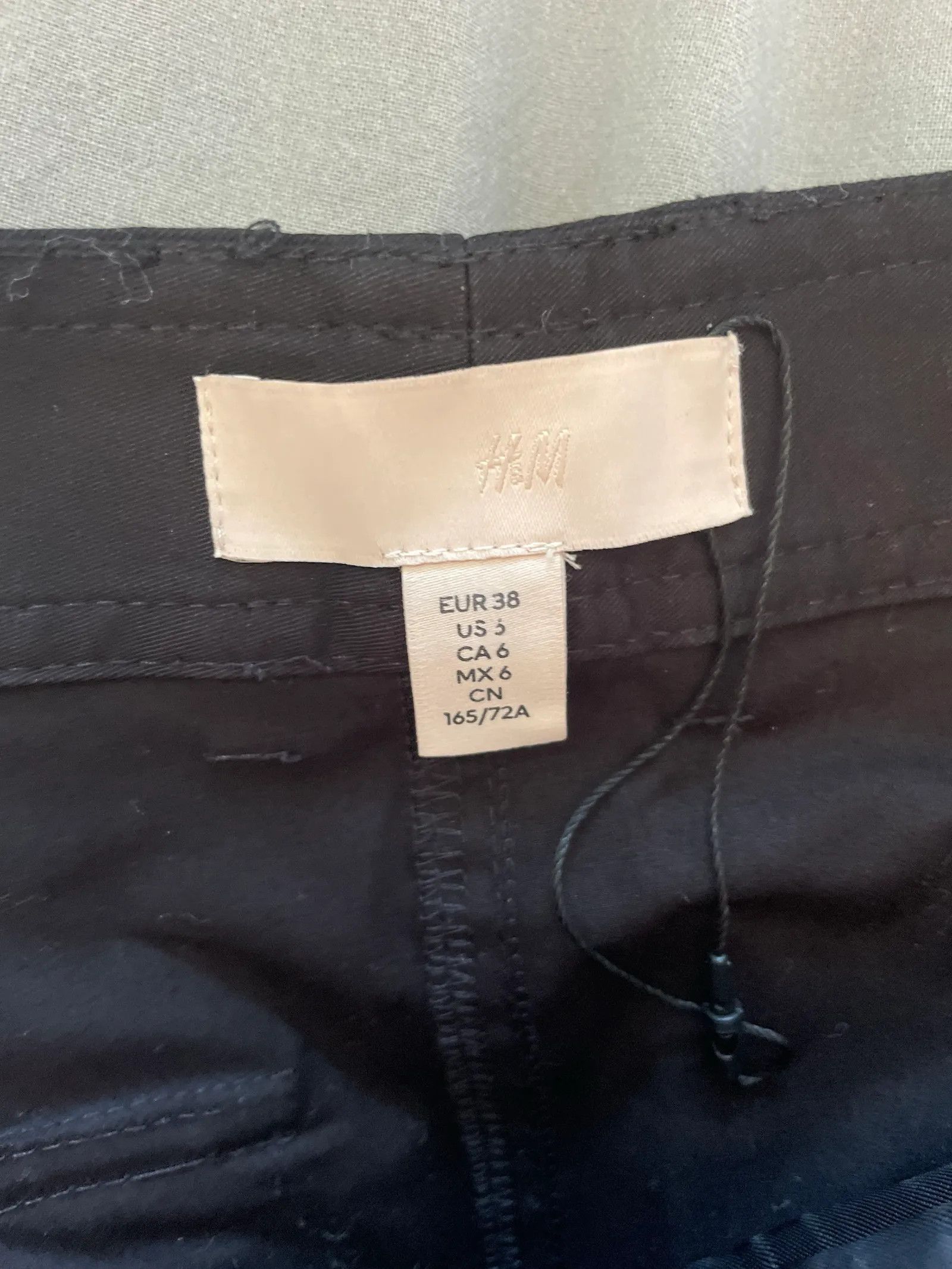 H&M H&M Skirt Size 27" / US 4 / IT 40 - 2 Thumbnail
