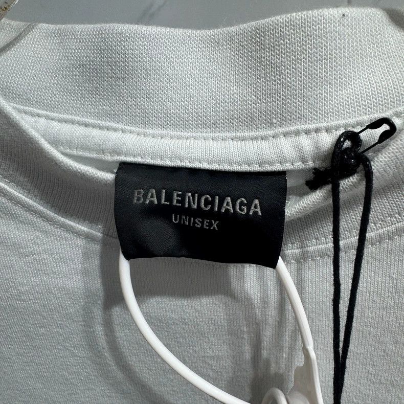 Balenciaga Balenciaga Paris Olympics Heart Print Tee - dmc Size US S / EU 44-46 / 1 - 5 Thumbnail