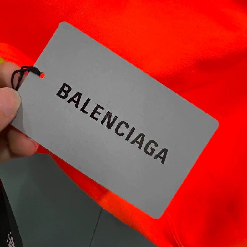 Balenciaga Balenciaga Orange Logo Print Hoodie - dmc Size US M / EU 48-50 / 2 - 5 Thumbnail