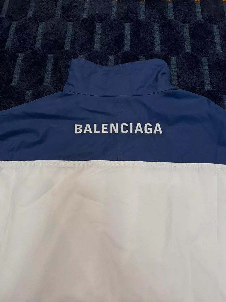 Balenciaga Balenciaga Blue White Windbreaker Jacket Coat - dmc Size US XL / EU 56 / 4 - 4 Thumbnail