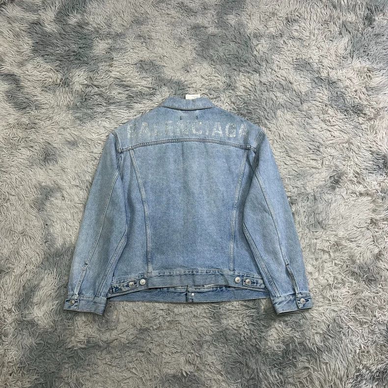 Balenciaga Balenciaga Denim Jacket with Rhinestones - dmc Size US XS / EU 42 / 0 - 5 Thumbnail