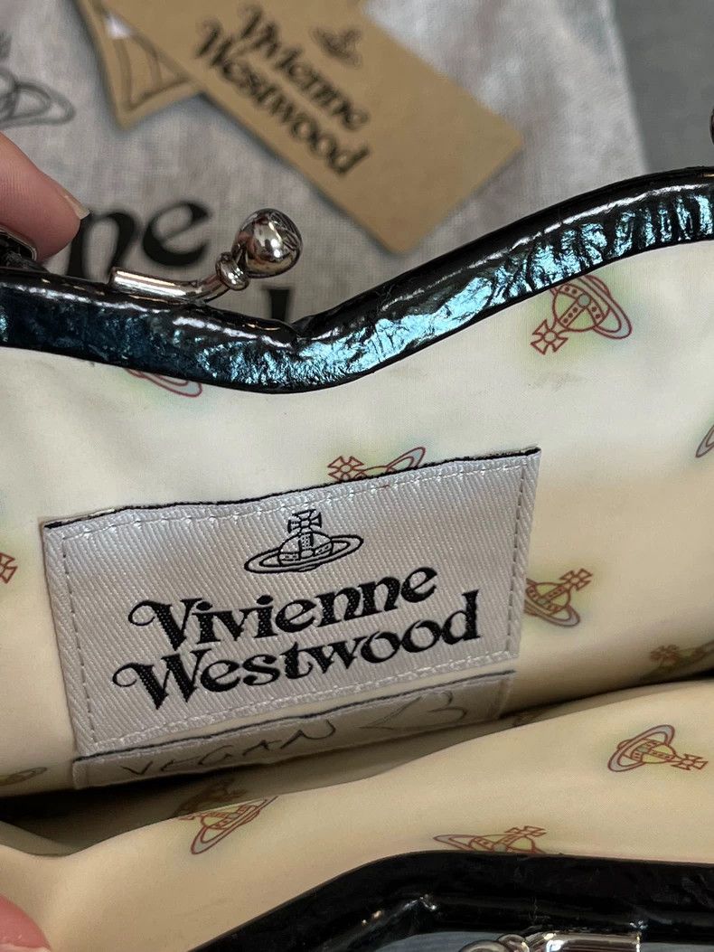 Vivienne Westwood Vivienne Westwood Heart Oil Wax Leather Bag - dmc Size ONE SIZE - 4 Thumbnail