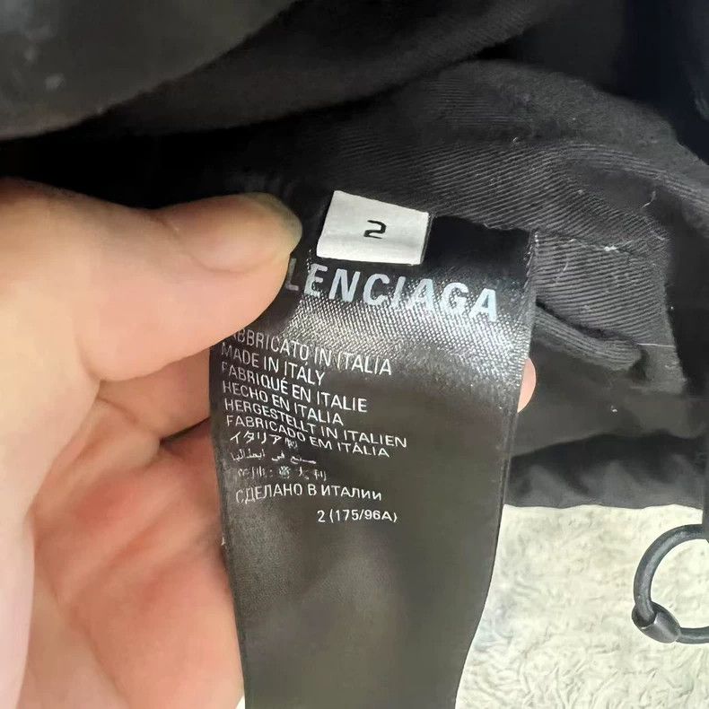 Balenciaga Balenciaga Cotton Padded Jacket - dmc Size US M / EU 48-50 / 2 - 4 Thumbnail