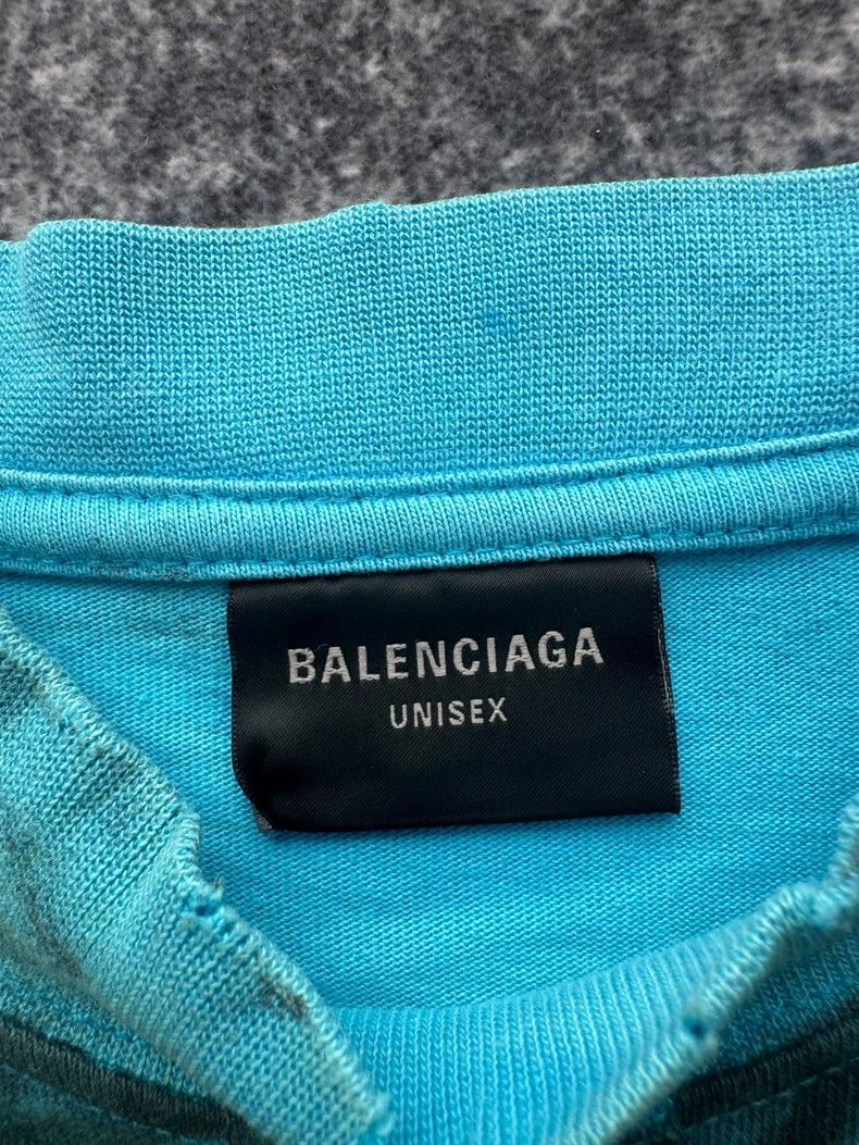 Balenciaga Balenciaga Manchester United Blue Graffiti Tee - dmc Size US XS / EU 42 / 0 - 3 Thumbnail