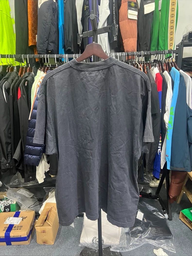 Balenciaga Balenciaga BEKIN Short Sleeve T-shirt - dmc Size US S / EU 44-46 / 1 - 2 Thumbnail