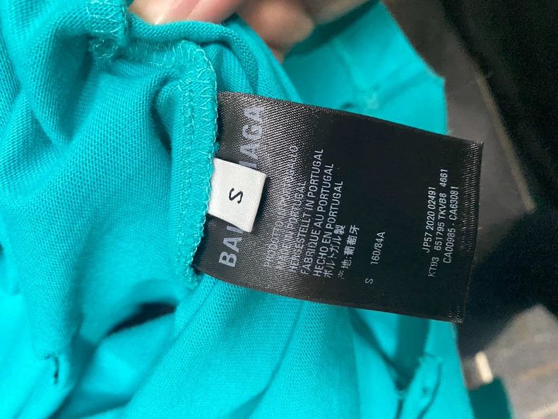 Balenciaga Balenciaga UNIFIT Distressed Blue T-Shirt - dmc Size US S / EU 44-46 / 1 - 4 Thumbnail