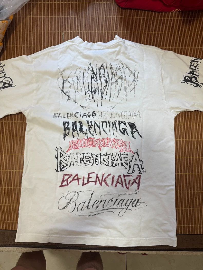 Balenciaga Balenciaga Dragon Year Graffiti T-shirt - dmc Size US XS / EU 42 / 0 - 2 Thumbnail