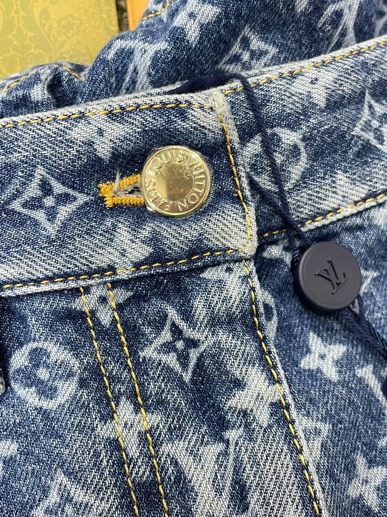 Louis Vuitton Louis Vuitton Blue Monogram High-Waist Denim Shorts - dmc Size US 36 / EU 52 - 3 Thumbnail