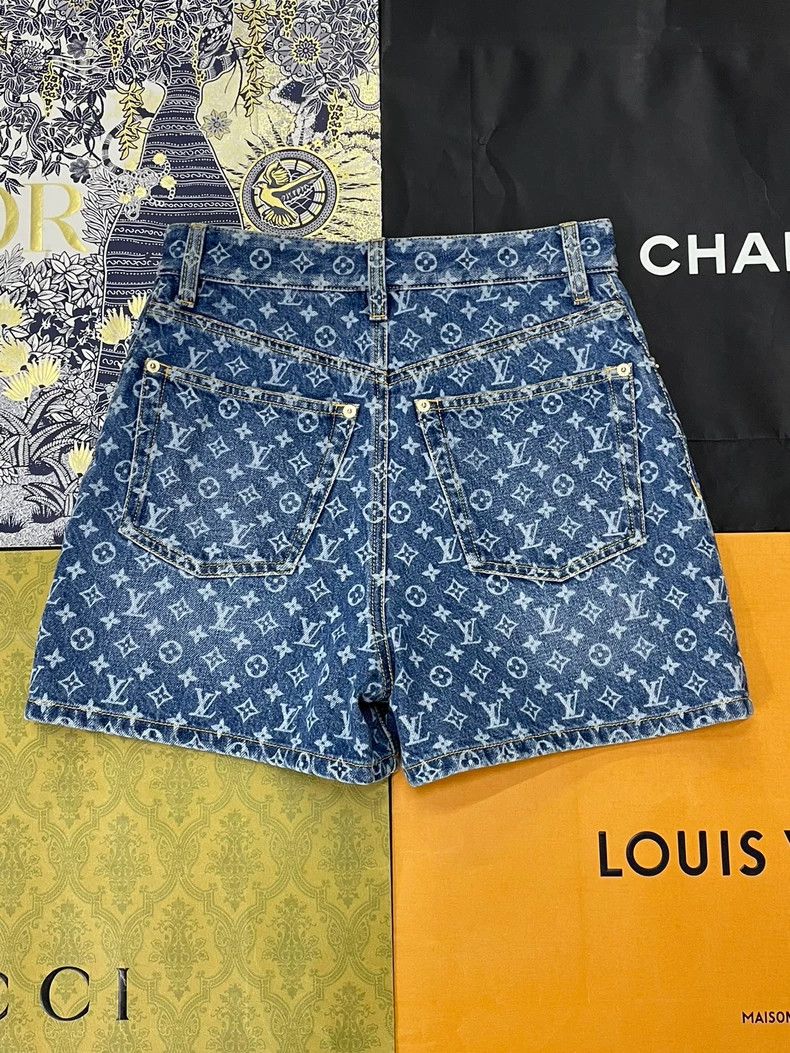 Louis Vuitton Louis Vuitton Blue Monogram High-Waist Denim Shorts - dmc Size US 36 / EU 52 - 2 Thumbnail