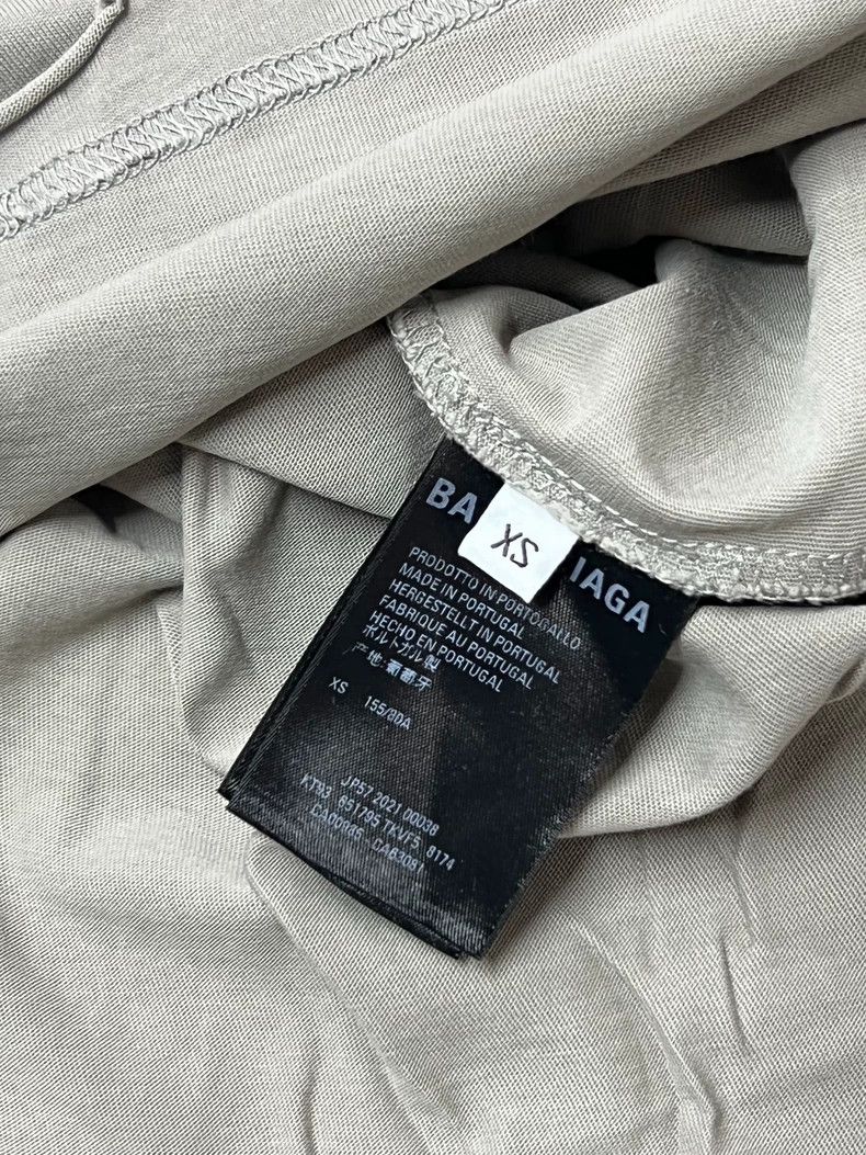 Balenciaga Balenciaga Distressed Oversized Short Sleeve Tee - dmc Size US XS / EU 42 / 0 - 5 Thumbnail