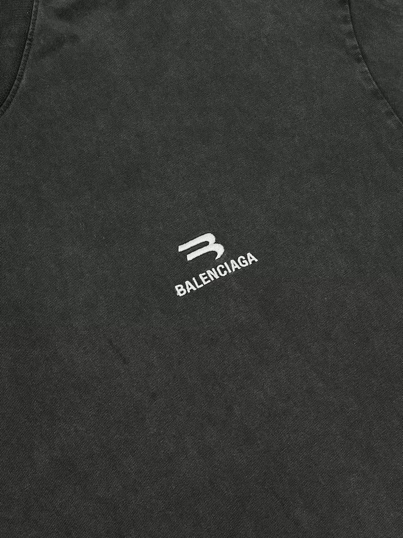 Balenciaga Balenciaga B Embroidered Short Sleeve Tee - dmc Size US L / EU 52-54 / 3 - 2 Thumbnail