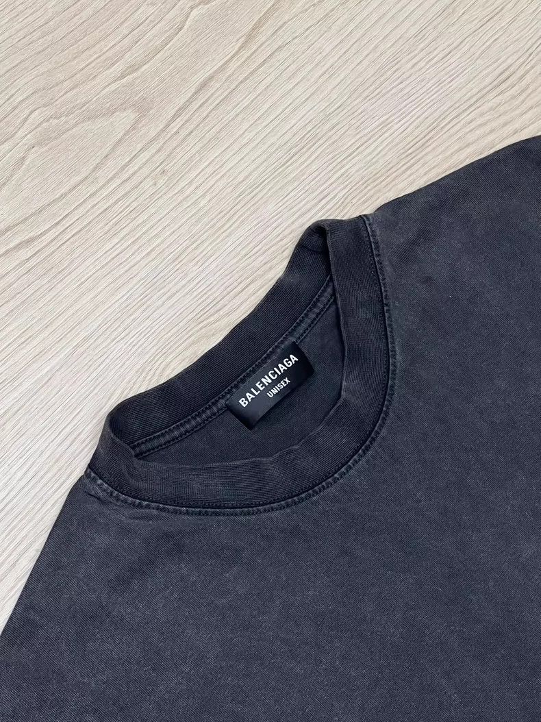 Balenciaga Balenciaga B Embroidered Short Sleeve Tee - dmc Size US L / EU 52-54 / 3 - 3 Thumbnail