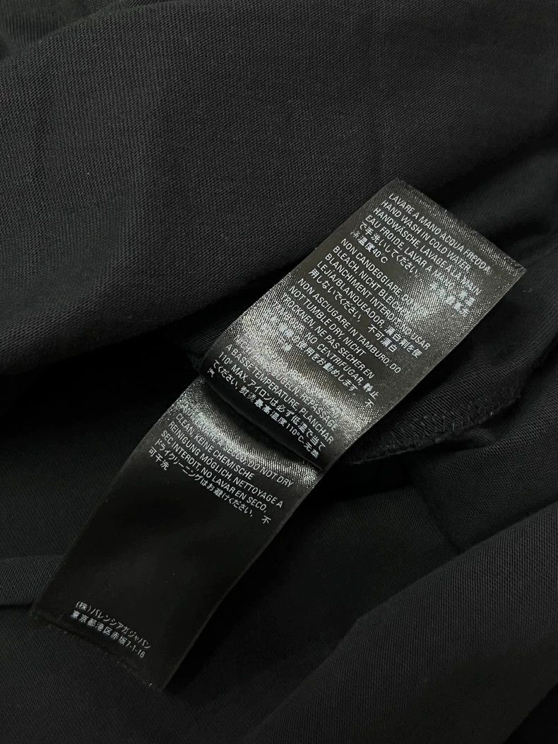Balenciaga Balenciaga Small Embroidered Logo T-shirt S - dmc Size US S / EU 44-46 / 1 - 6 Thumbnail