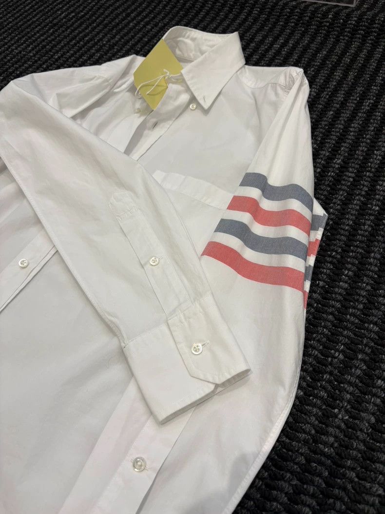 Thom Browne THOM BROWNE Four-Stripe Long-Sleeve Shirt - dmc Size US XXS / EU 40 - 3 Thumbnail