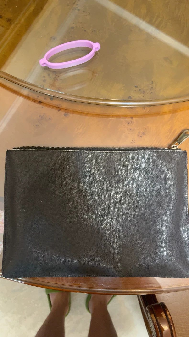 Givenchy Givenchy Dog Head Leather Clutch - dmc Size ONE SIZE - 2 Thumbnail