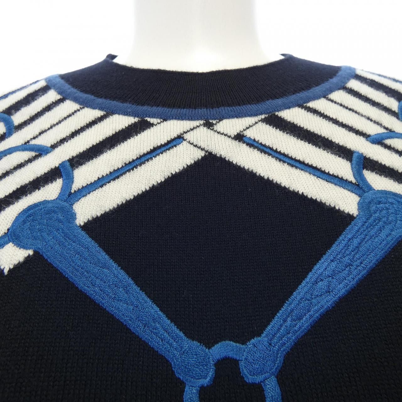 Hermes Hermes Hermes Knitwear Others Tops DUTY FREE for USA Size ONE SIZE - 5 Thumbnail