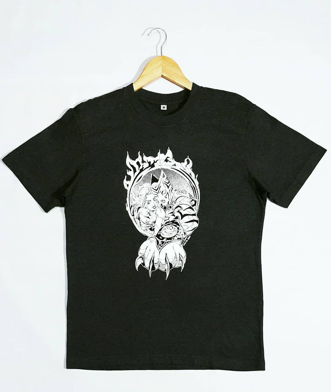 Comics × Japanese Brand × Uniqlo UT JOJO BIZARRE Adventure Comics × Japanese Brand × Uniqlo UT JOJO BIZARRE Adventure